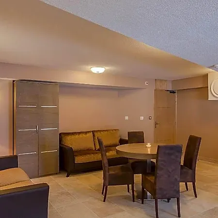 Hotel apartamentowy Les Balcons Platinium 5*